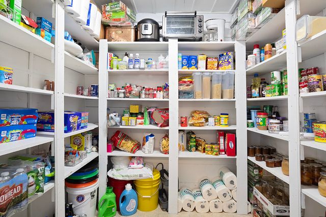 2361 Kings Highway, Medford, OR 97501