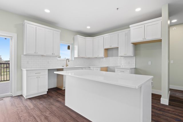 4635 WICKHAM CT, Rapid City, SD 57702