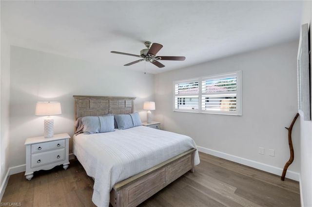 193 Heather Grove LN, Naples, FL 34113