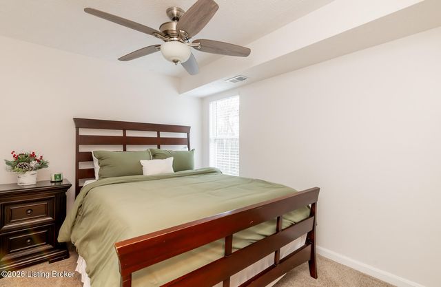 12417 Kiawah Ct, Louisville, KY 40245