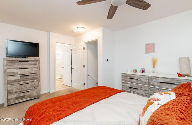 12417 Kiawah Ct, Louisville, KY 40245