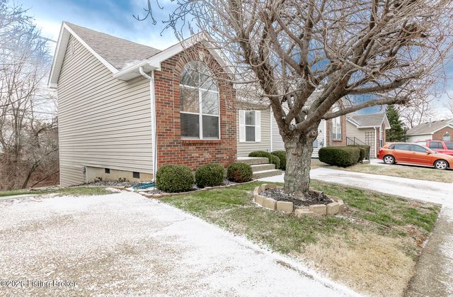 12417 Kiawah Ct, Louisville, KY 40245