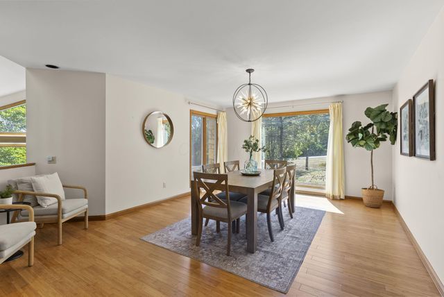 1380 Abbotsford Green Drive, Powell, OH 43065