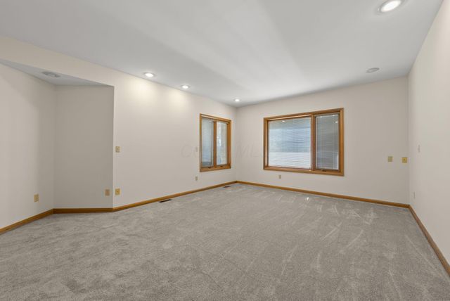 1380 Abbotsford Green Drive, Powell, OH 43065