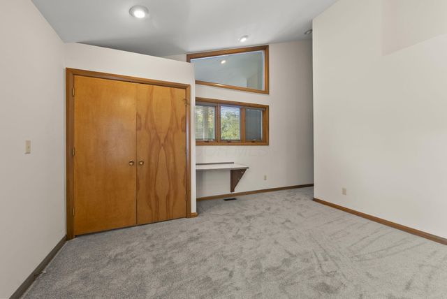 1380 Abbotsford Green Drive, Powell, OH 43065