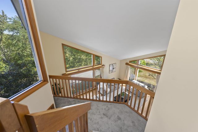 1380 Abbotsford Green Drive, Powell, OH 43065