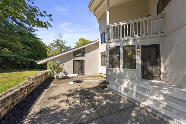 1380 Abbotsford Green Drive, Powell, OH 43065