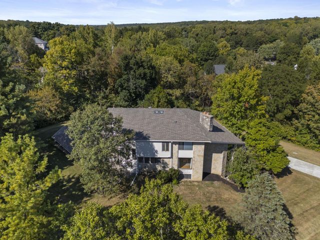 1380 Abbotsford Green Drive, Powell, OH 43065