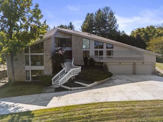 1380 Abbotsford Green Drive, Powell, OH 43065