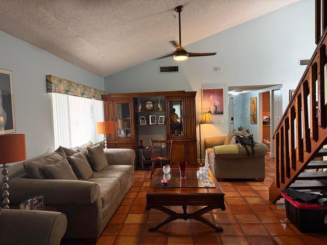 6008 NW 1st Street, Margate, FL 33063