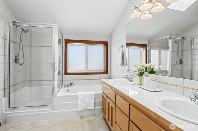 2447 NW 62nd Street, Seattle, WA 98107