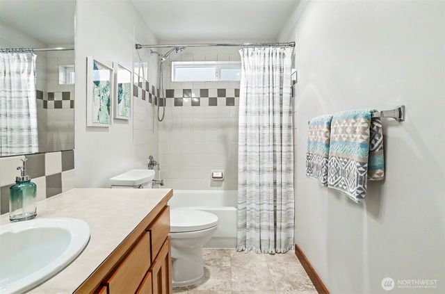 2447 NW 62nd Street, Seattle, WA 98107