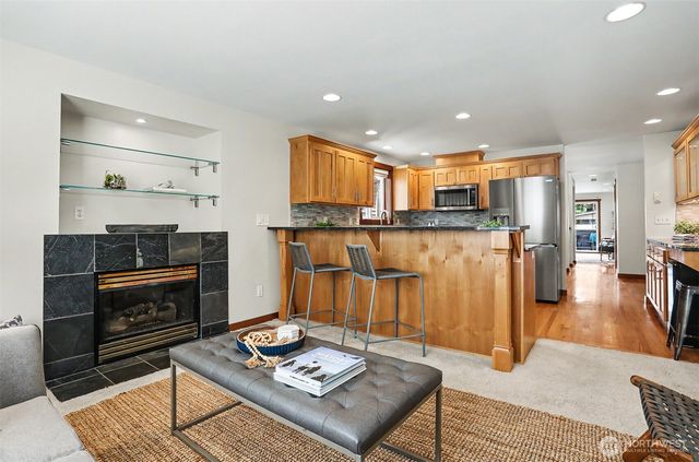 2447 NW 62nd Street, Seattle, WA 98107