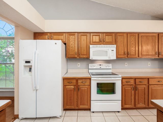 6380 Rossmore Lane, Canal Winchester, OH 43110