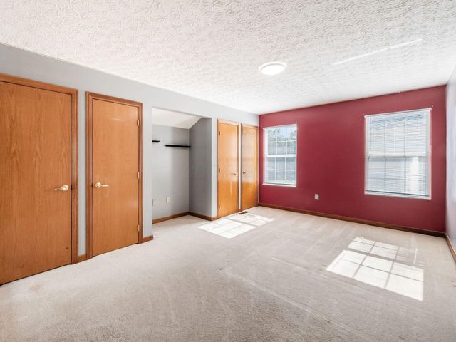 6380 Rossmore Lane, Canal Winchester, OH 43110