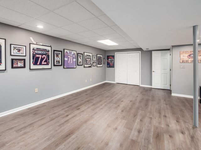 6380 Rossmore Lane, Canal Winchester, OH 43110