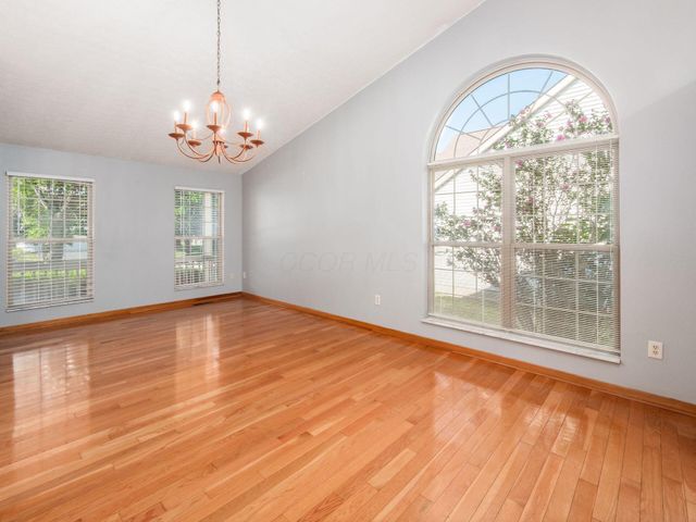 6380 Rossmore Lane, Canal Winchester, OH 43110