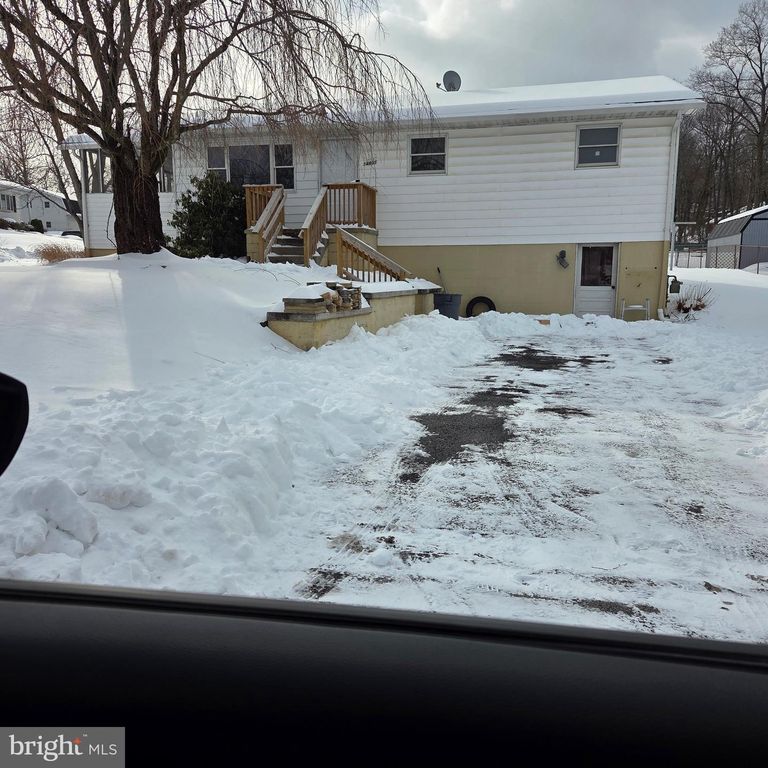 14805 VERMONT AVE, Cresaptown, MD 21502