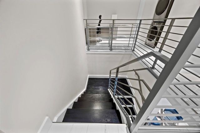 2609 NE 14th Ave 107, Wilton Manors, FL 33334