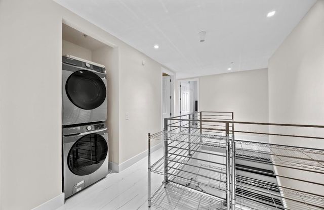 2609 NE 14th Ave 107, Wilton Manors, FL 33334