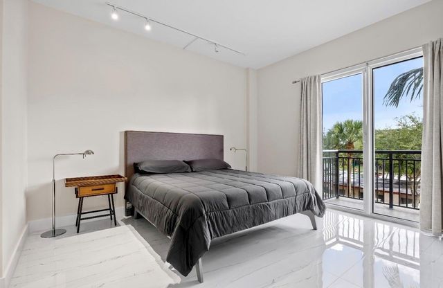 2609 NE 14th Ave 107, Wilton Manors, FL 33334