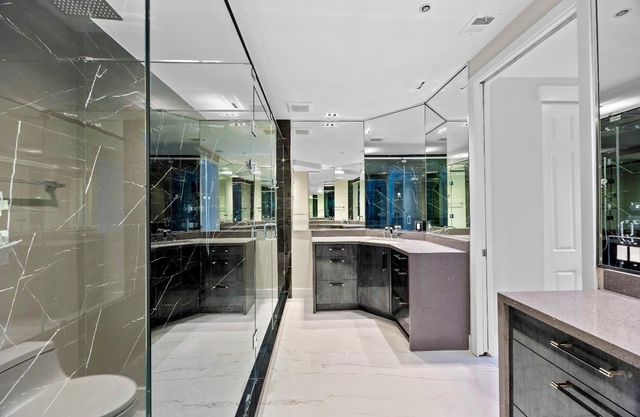 2609 NE 14th Ave 107, Wilton Manors, FL 33334