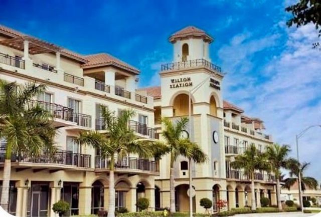 2609 NE 14th Ave 107, Wilton Manors, FL 33334