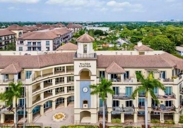 2609 NE 14th Ave 107, Wilton Manors, FL 33334