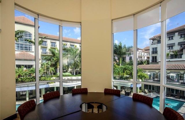 2609 NE 14th Ave 107, Wilton Manors, FL 33334