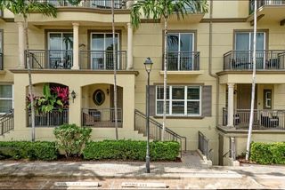 2609 NE 14th Ave 107, Wilton Manors, FL 33334