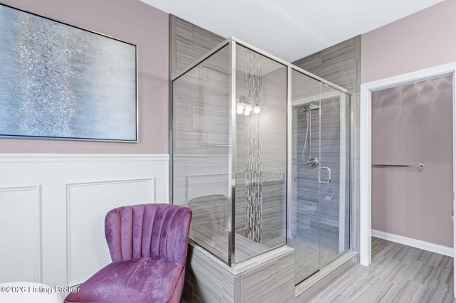 8818 Stara Way, Jeffersontown, KY 40299