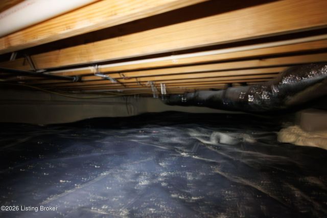 8818 Stara Way, Jeffersontown, KY 40299