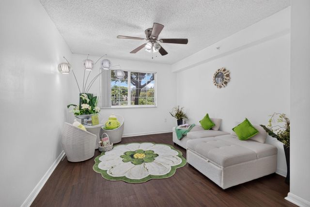 4151 N Haverhill Road 1504, West Palm Beach, FL 33417
