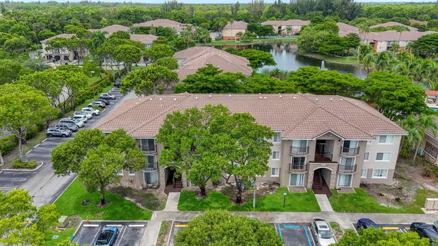 4151 N Haverhill Road 1504, West Palm Beach, FL 33417