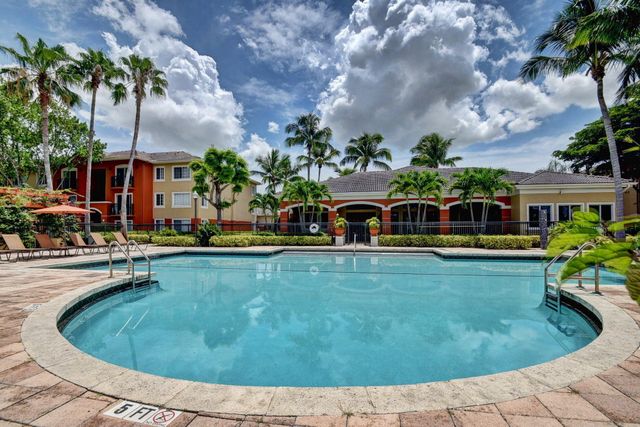 4151 N Haverhill Road 1504, West Palm Beach, FL 33417