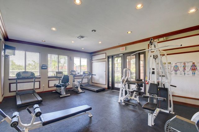 4151 N Haverhill Road 1504, West Palm Beach, FL 33417