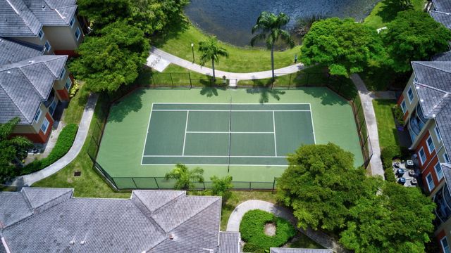 4151 N Haverhill Road 1504, West Palm Beach, FL 33417