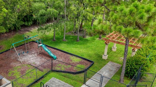 4151 N Haverhill Road 1504, West Palm Beach, FL 33417