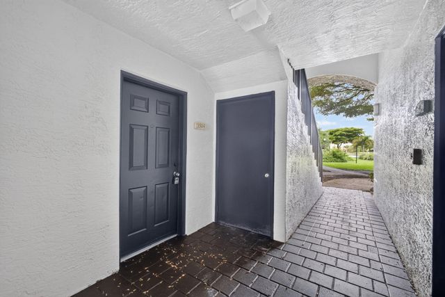 4151 N Haverhill Road 1504, West Palm Beach, FL 33417