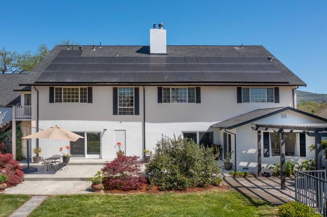 1101 Hedgeside Ave, Napa, CA 94558