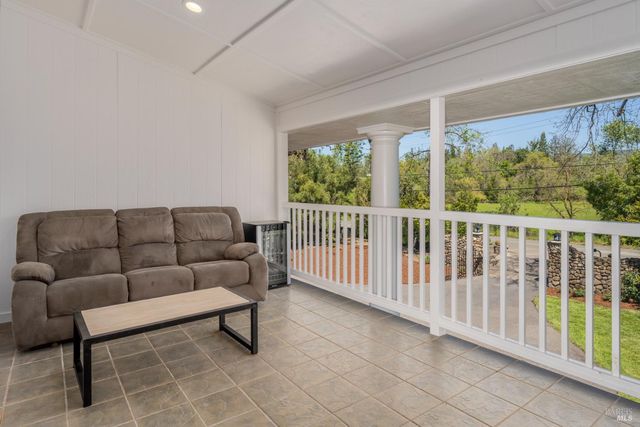 1101 Hedgeside Ave, Napa, CA 94558