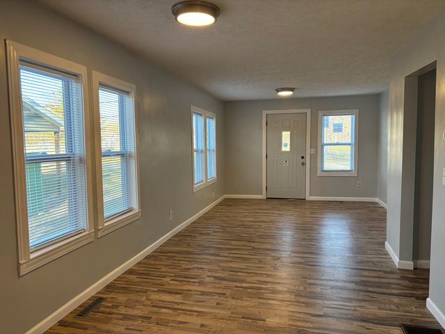 58542 65th Street, Hartford, MI 49057