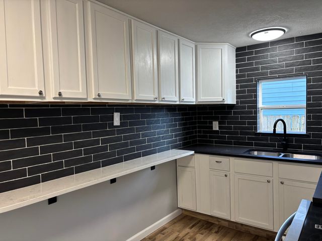 58542 65th Street, Hartford, MI 49057