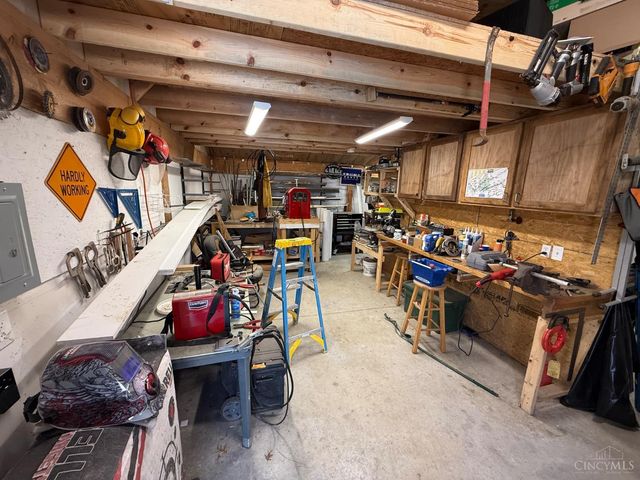 2391 St Rt 131, Stonelick Twp, OH 45122