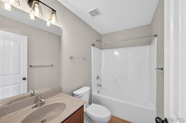 31 Ivy Brook Court, Wentzville, MO 63385