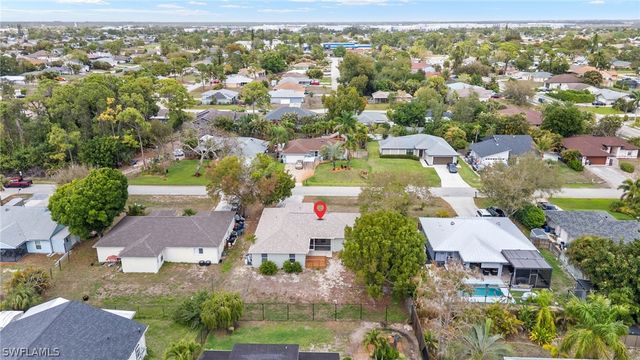 8220 Pennsylvania BLVD, Fort Myers, FL 33967