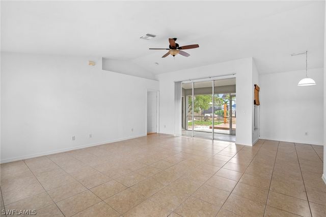 8220 Pennsylvania BLVD, Fort Myers, FL 33967