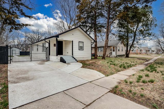 1705 S Greenwood Ave, Wichita, KS 67211