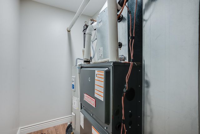 1705 S Greenwood Ave, Wichita, KS 67211