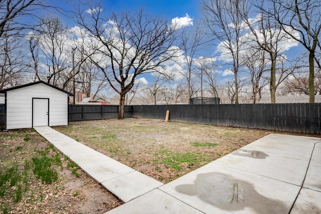 1705 S Greenwood Ave, Wichita, KS 67211